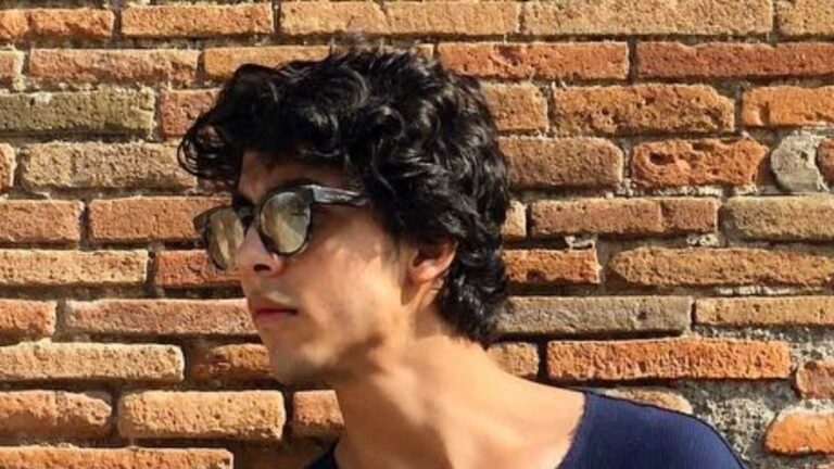 Shah Rukh Khan’s Son Aryan Khan Set To Make His Bollywood Debut With Web Series And Film: Report