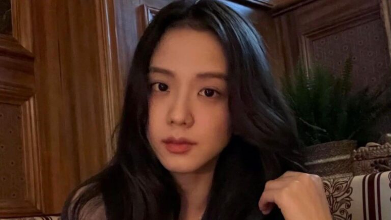 BLACKPINK Fan Tells Jisoo They ‘Want To Give Up’; Snowdrop Star’s Reply Wins BLINKS Over